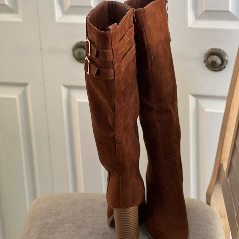 Elegant Brown Knee-High Boots